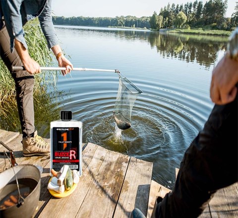 Genlog Buzzer Czosnek - płynny dodatek do zanęt 250ml